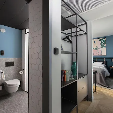 Alice ブダペスト