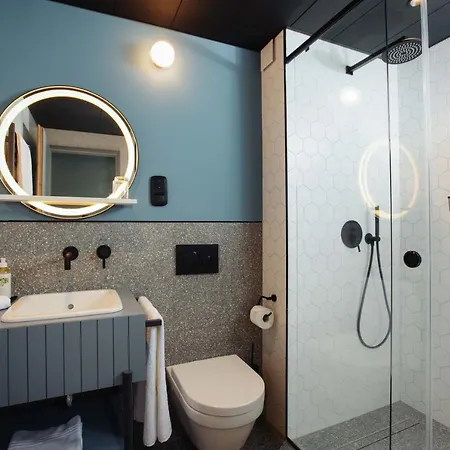 Alice ブダペスト