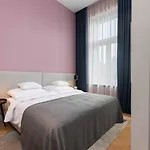 Alice 4* Budapest