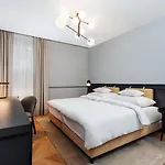 Alice 4* Budapest